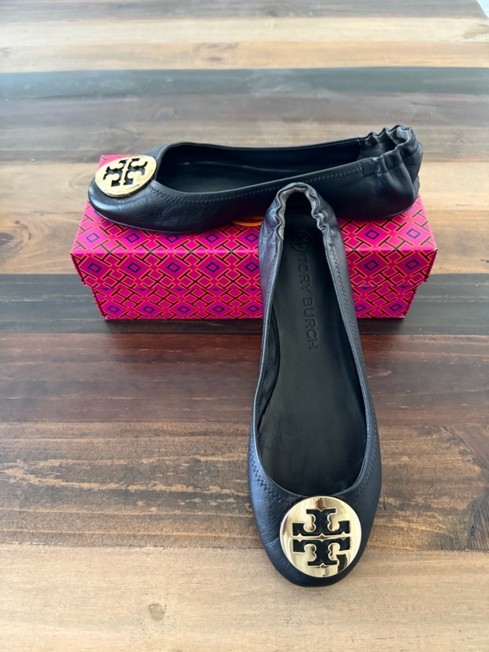 Tory Burch Black Leather Logo Medallion Ballet Flats
